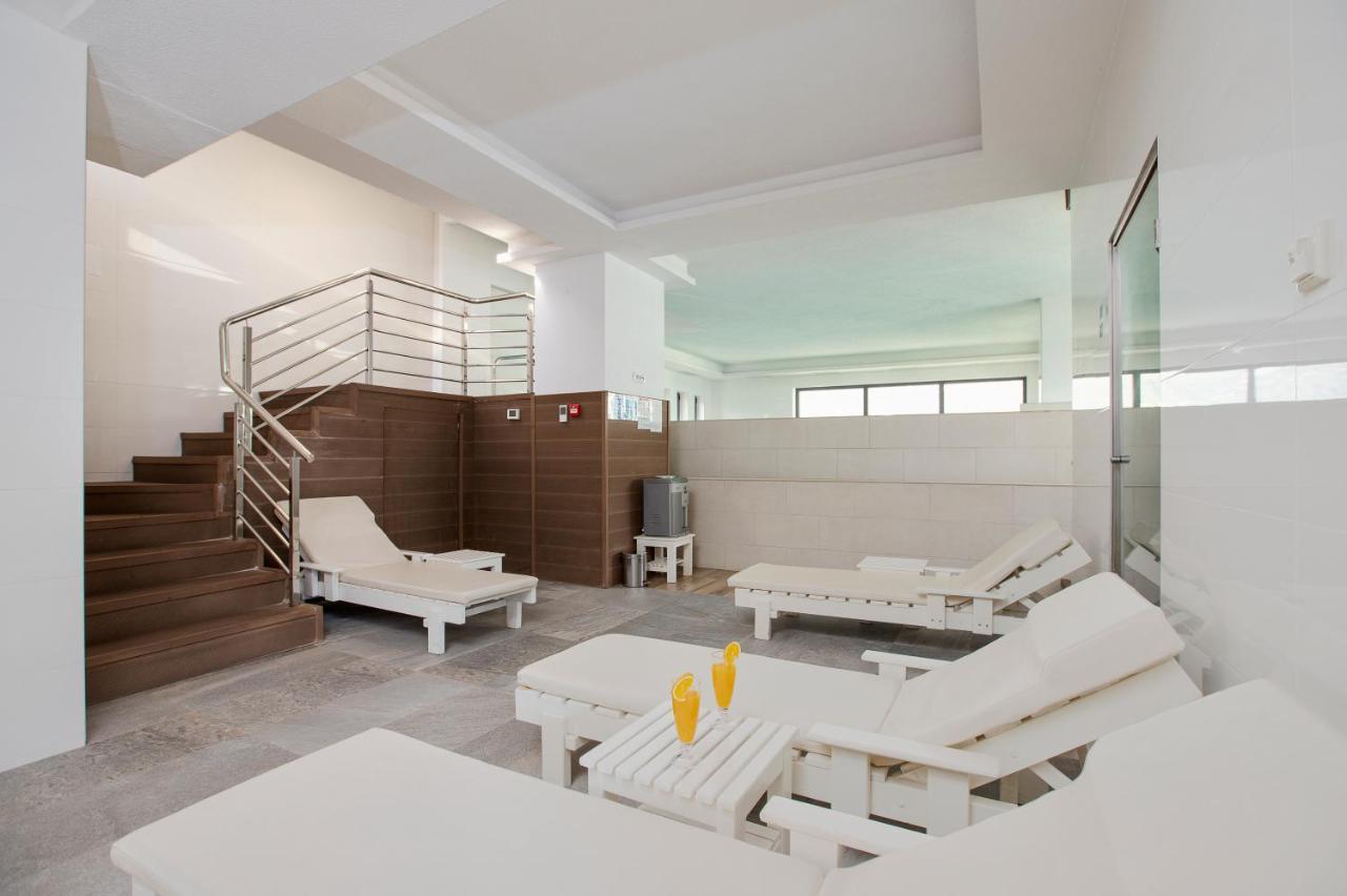 בודווה Hotel Bracera מראה חיצוני תמונה