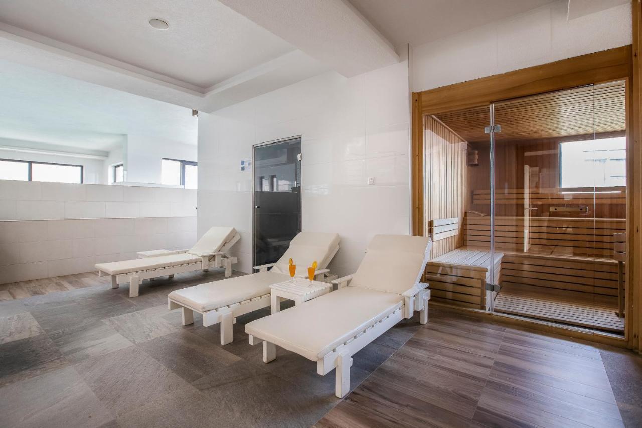 בודווה Hotel Bracera מראה חיצוני תמונה