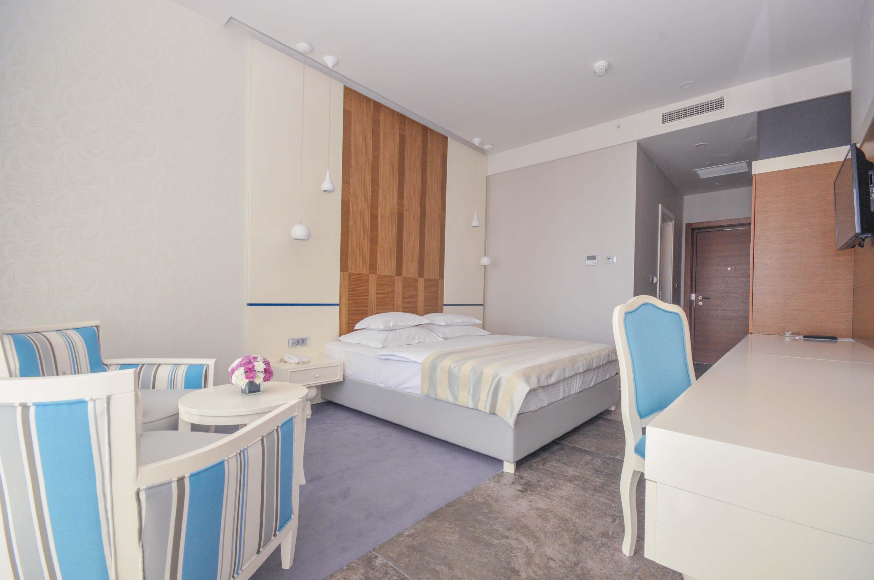 בודווה Hotel Bracera מראה חיצוני תמונה